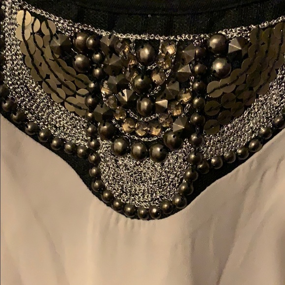 MAURICES Plus size 4 long sleeve shirt - Picture 2 of 3